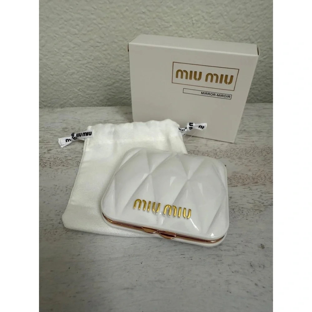 NIB Miu Miu White Quilted Compact Mirror - Picture 1 of 4